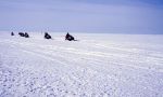 Mit Schneemobil durch das Lappland.